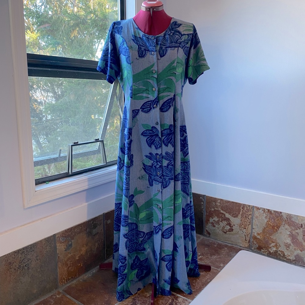 Blue leaf printer dress